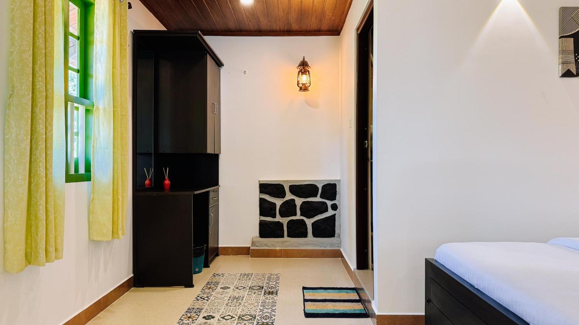 Calm Shack - 2 Bedroom-Boutique Farm Stay Munnar Bagian luar foto