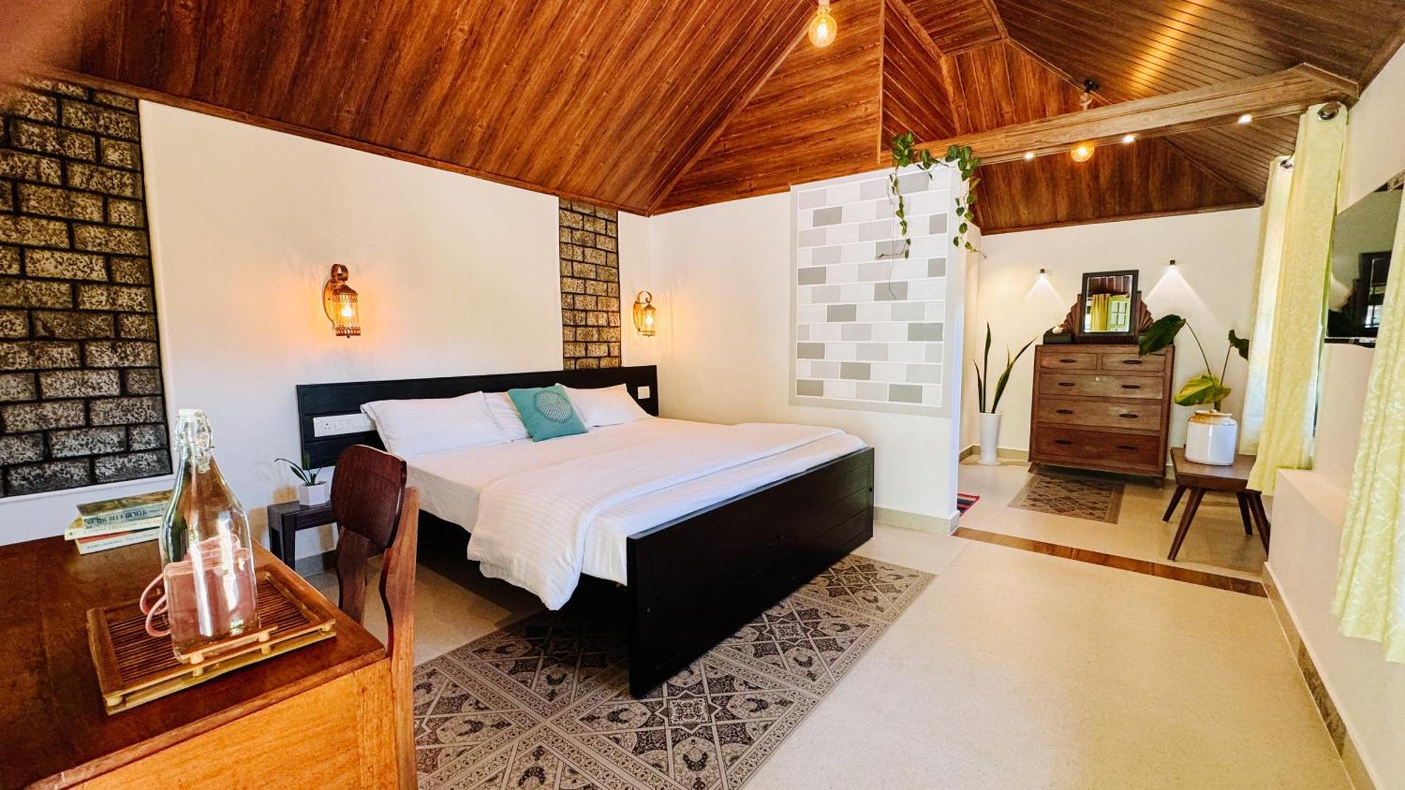 Calm Shack - 2 Bedroom-Boutique Farm Stay Munnar Bagian luar foto