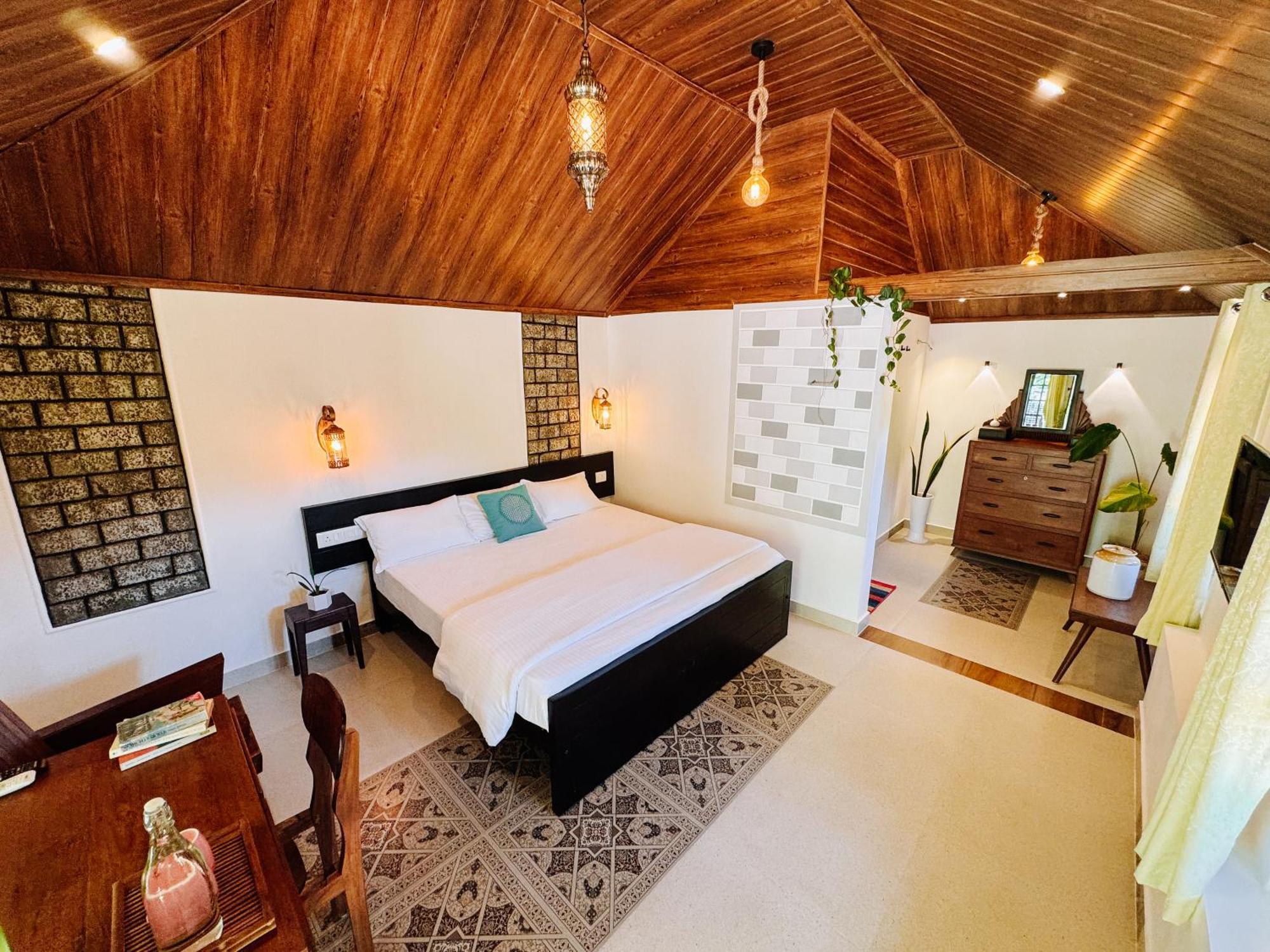 Calm Shack - 2 Bedroom-Boutique Farm Stay Munnar Bagian luar foto