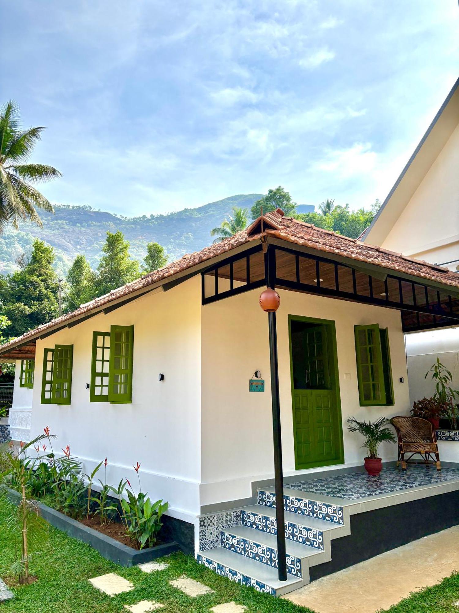 Calm Shack - 2 Bedroom-Boutique Farm Stay Munnar Bagian luar foto